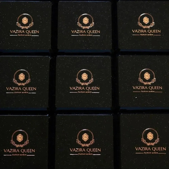 VQ Rhinestones Ladybug Brooch - Picture 7 of 7